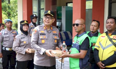 Polres-Sumenep-Luncurkan-Ojol-Mart-dan-Ojol-Auto-Tempat-Layanan-Gratis-Bagi-Pengemudi-Online
